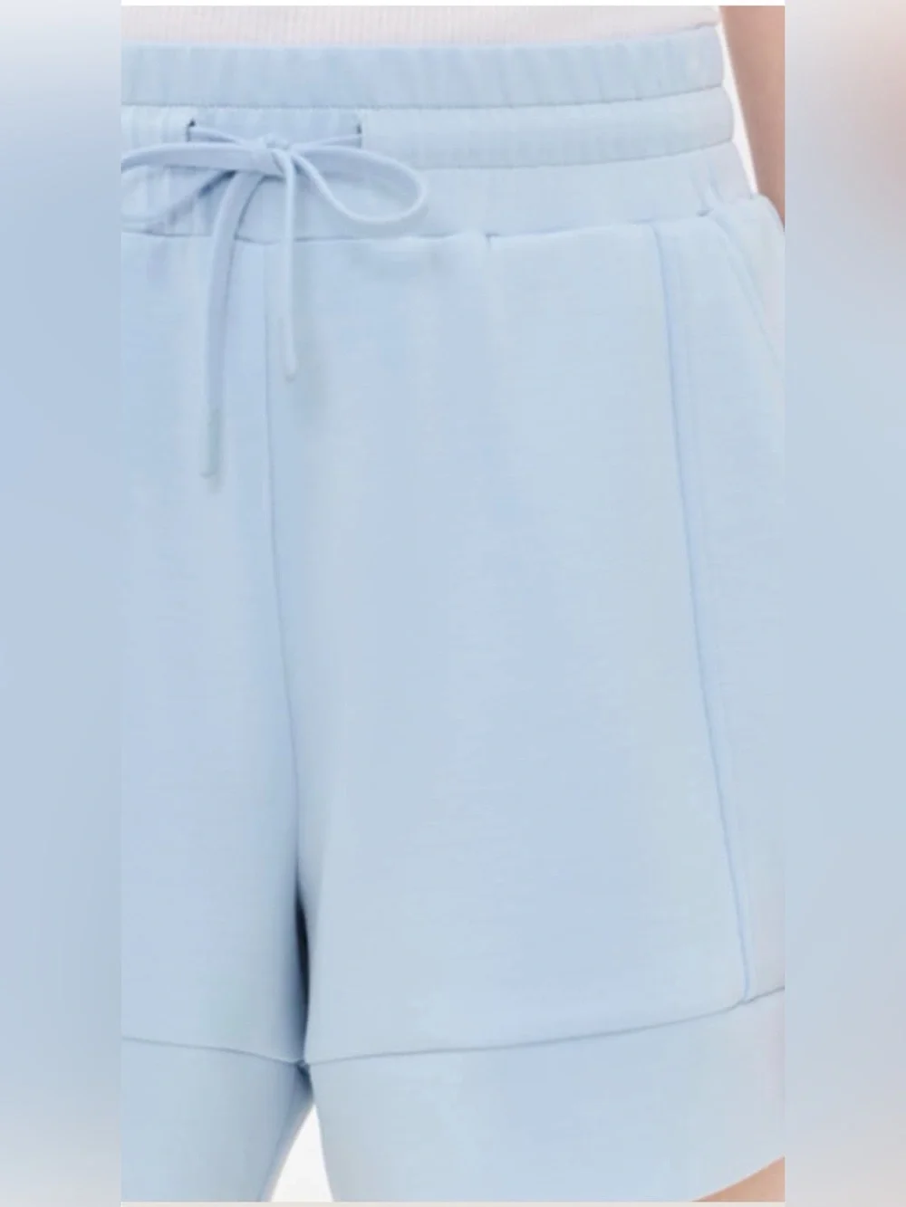 Varley Atrium High Rise Shorts - Light Blue